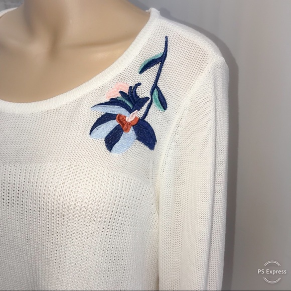 St. John’s Bay Floral Embroidered knit Sweater - Picture 6 of 8